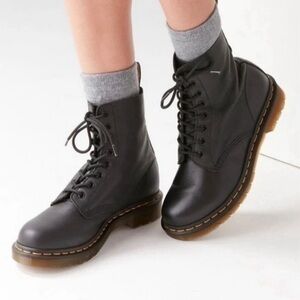 Dr. Martens Women's 1460 Pascal Boots